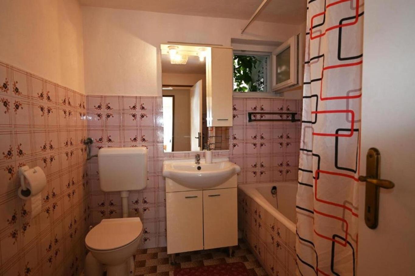 Apartment Mihovilovic Slatine Buitenkant foto
