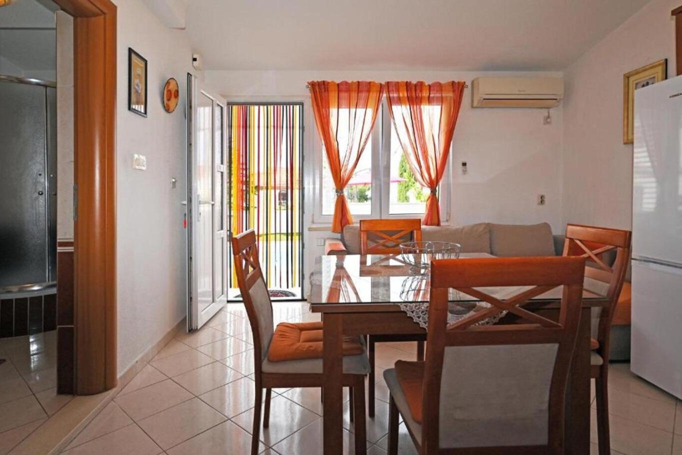 Apartment Mihovilovic Slatine Buitenkant foto