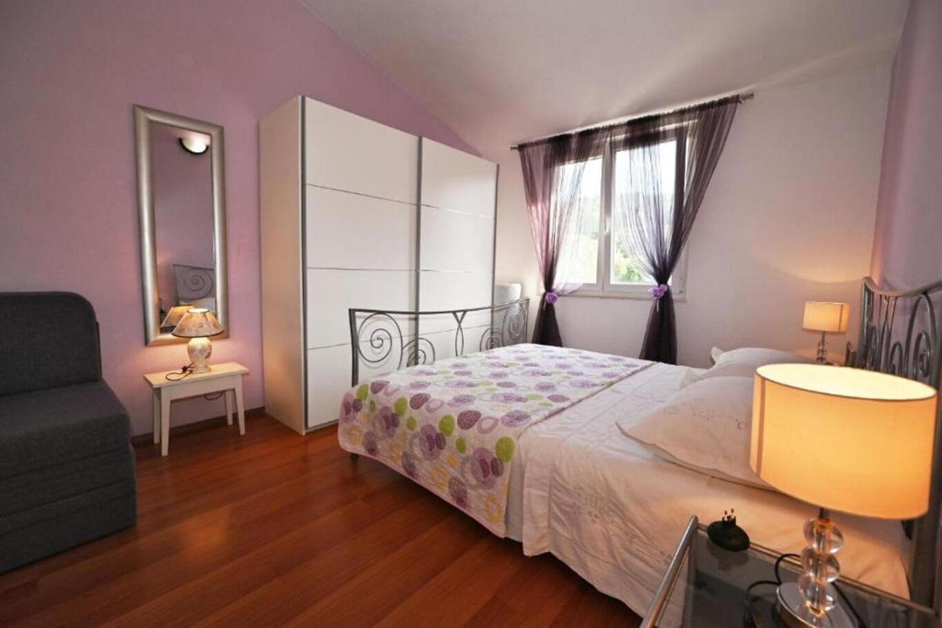 Apartment Mihovilovic Slatine Buitenkant foto