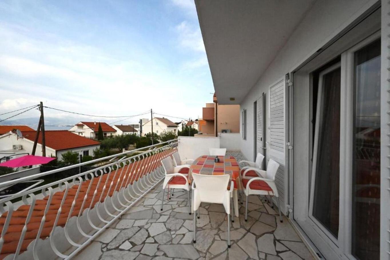 Apartment Mihovilovic Slatine Buitenkant foto