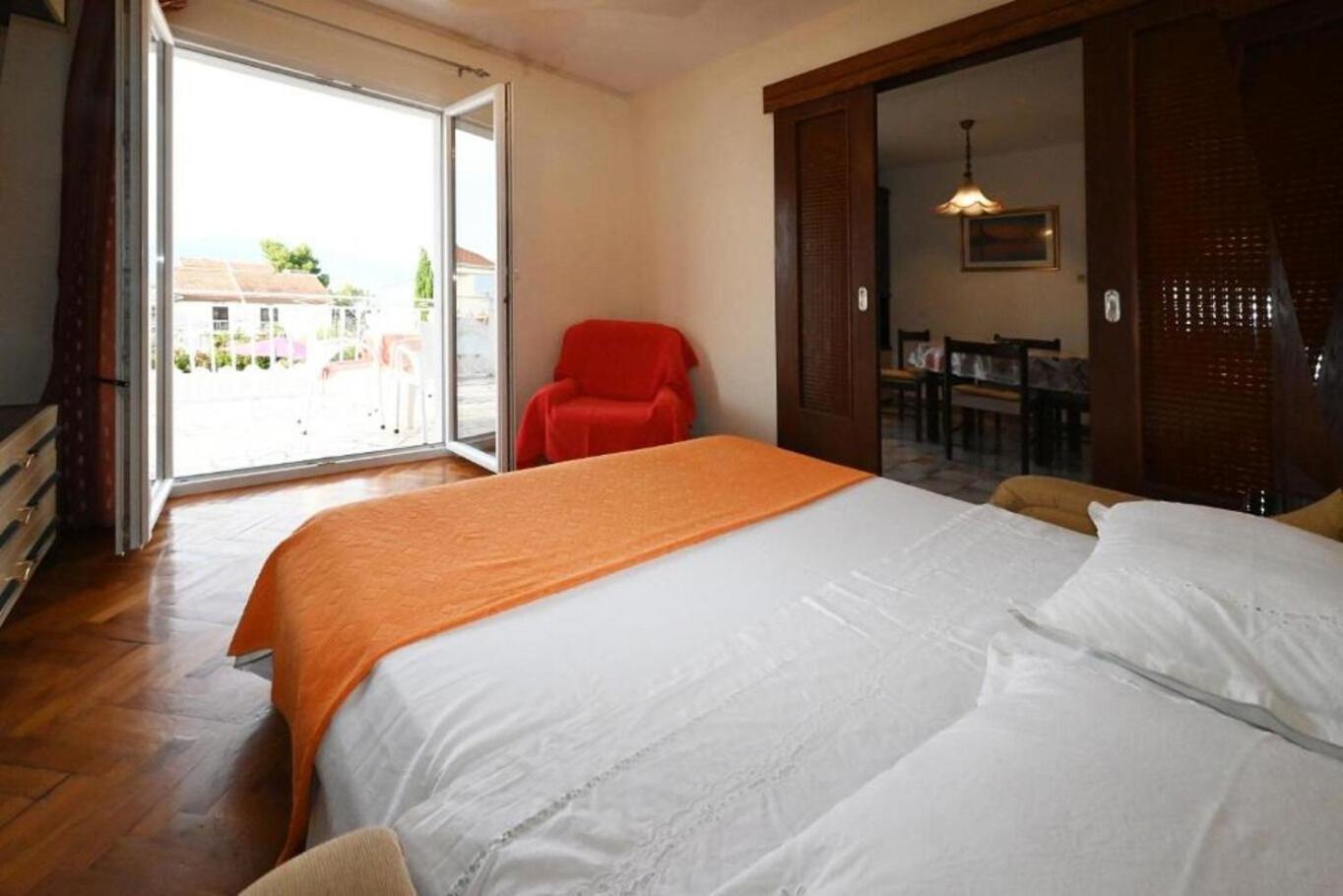 Apartment Mihovilovic Slatine Buitenkant foto
