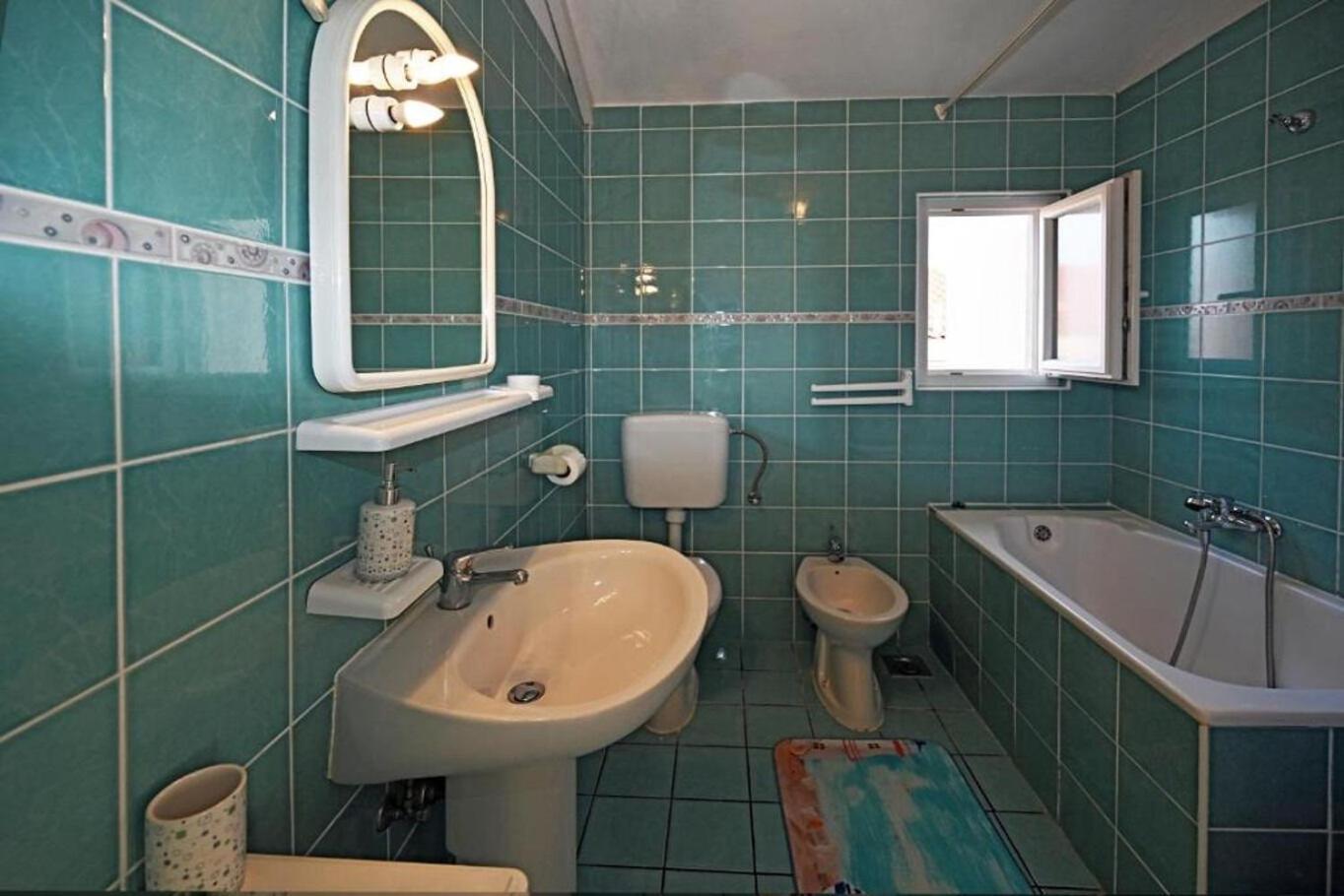 Apartment Mihovilovic Slatine Buitenkant foto