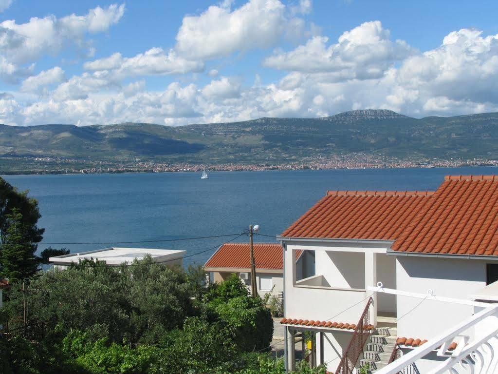 Apartment Mihovilovic Slatine Buitenkant foto